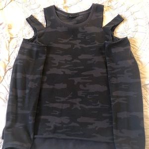 Sanctuary Camo pullover sweater